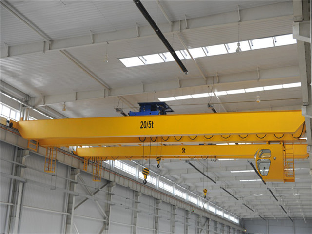 Reliable two-girder overhead crane from crane manufacturer