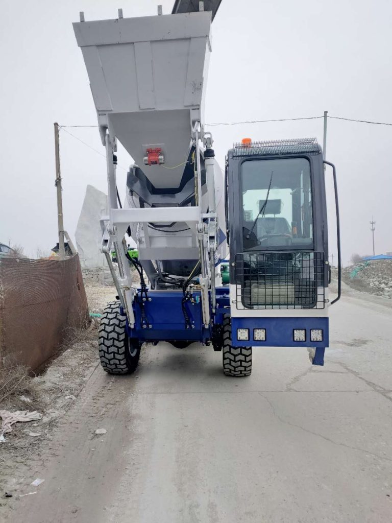 self loading mixer truck