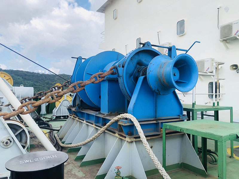 Marine Deck Winch